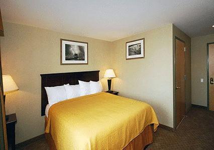 Quality Inn Jamaica Airtrain New York Room photo