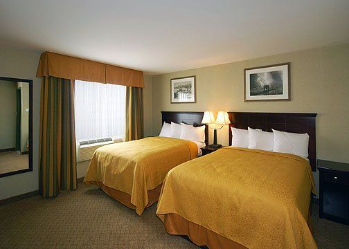 Quality Inn Jamaica Airtrain New York Room photo