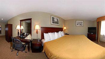 Quality Inn Jamaica Airtrain New York Exterior photo